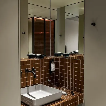 Paradiso Hotel París