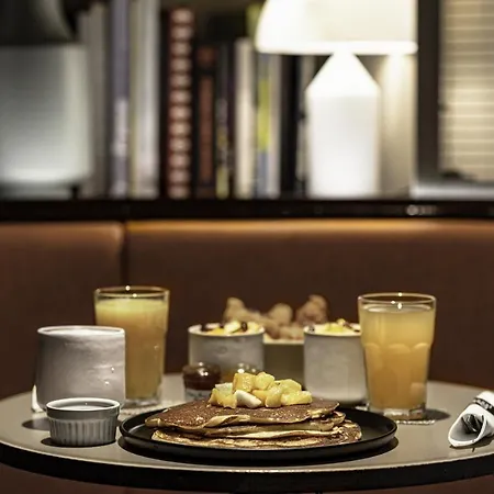 Paradiso Hotel 4*