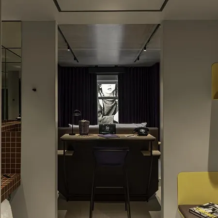 Paradiso 4* Paris